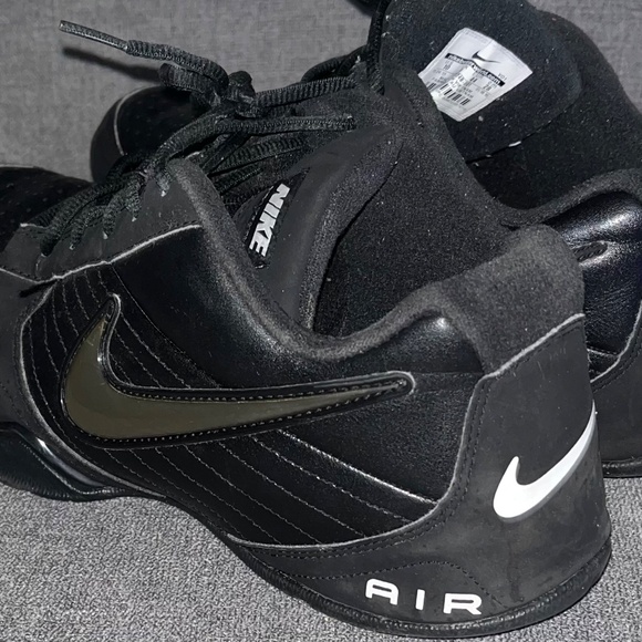 Nike Air Blackout Basketball Sneaker Shoes. Black. Size 10 - Picture 5 of 7